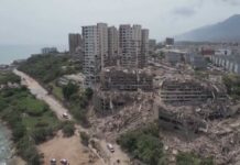 Rescue efforts continue after Venezuela earthquakes; Venezuelans in Chicago gather in prayer