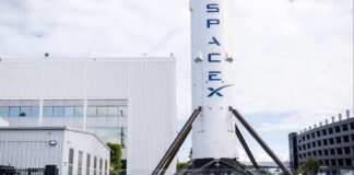 SpaceX Cuts Valuation to $1.8 Trillion, Still on Track for World's Largest IPO